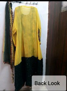 DesiGner Haldi Function Outfit