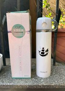 WHITE AND BLACK STEEL BOTTLE -500 ML
