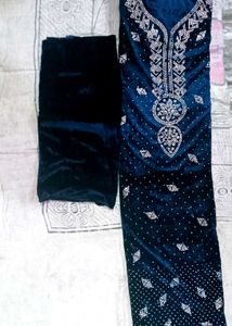 Elegant Velvet Salwar Kameez