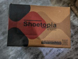 Shoetopia White Tie Up / Tied Platform Heels 🤍