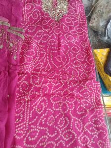 Pink Bandhani Salwar Kameez