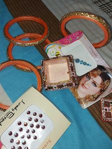 Bangles &amp; Bindi Set