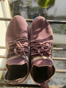 Mauve Casual Sneakers