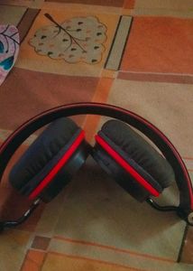 Boat Rockerz 400 Headphones