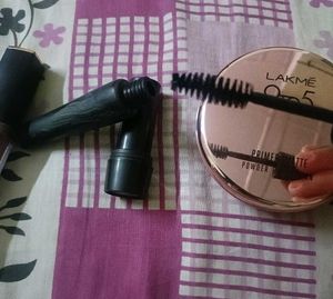 Combo Pack Of Beauty And Makeup Accessories