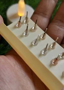 6 Pairs Of Beautiful Studs✨️