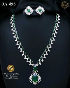 Emerald AD Necklace Set