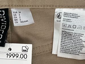H&amp;M Beige Jeans mom Fit