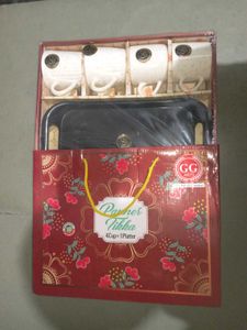 Cups &amp; Plate Set