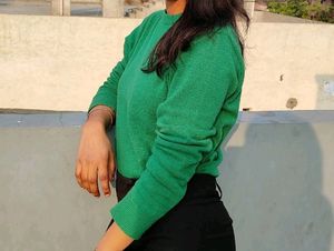 Green Crop Top