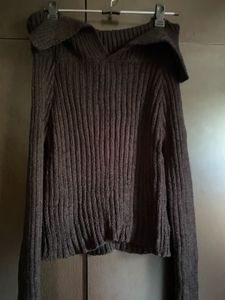 Chic Off-Shoulder Ribbed Sweater 🖤 | Free Size