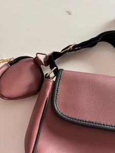 🌷💕🪞Maroon Sling Bag