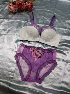 Lace Bra &amp; Panty Set - Purple
