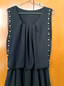 BLACK MIDI DRESS