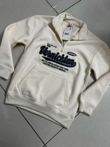 Stylish Half-Zip Sweatshirt M size
