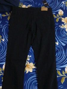Black Star Jeans