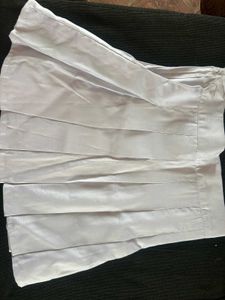 Women's White Pleated Skirt