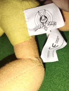 Looney Tunes Beautiful Yellow Teddy