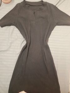 New Lipstick And Cute Korean Clip And Dress Combo