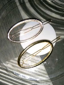 Elegant Oval Shaped Hair Brooch