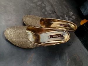 Golden Used Heels