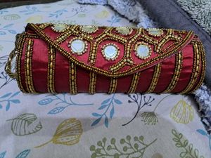 Embroidery Clutch Bag With Sling