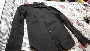 BLACK SHIRT
