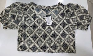 Girlish Top