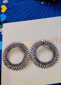 Combo Of Earnings And Accessories