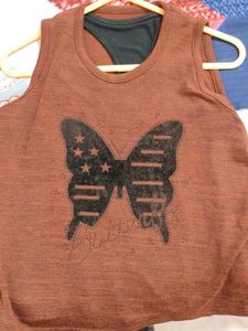 HIGH LOW SLEEVELESS TOP