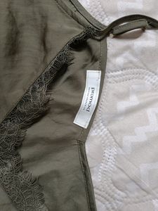 PRAMOD Slip Top