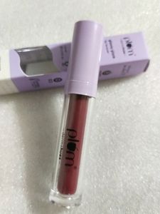 Plum Glassy Glaze Lip Lacquer -vintage rose