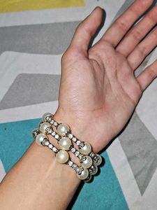 Pearl Bracelet