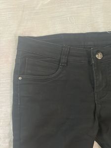 Black Skinny Jeans