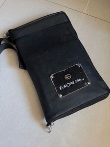 Europe Girl Makeup Brush Pouch Leather - Big