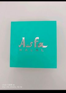 Compact Powder &amp; Shampoo