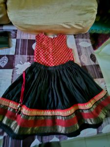 Traditional Top And Skirt Set For Girls