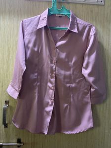 beautiful peachy pink shirt💗