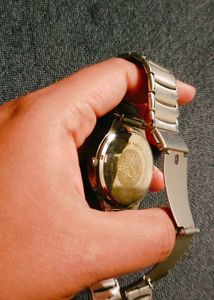 Rado Quartz Watch (Need To Be Repaired)