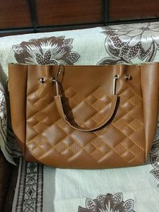 Women Handbags In Good Condition