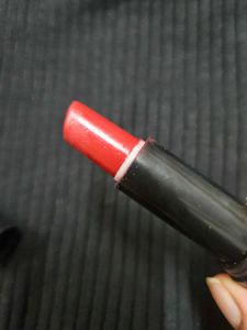Elle 18 Lipstick