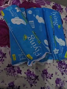 4 Pac Periods Pads