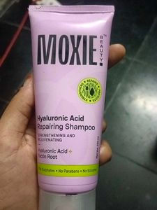 Moxie Repairing Shampoo