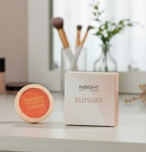 Insight Blusher - 01 Soft Salmon