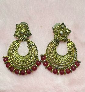 Jhumkas