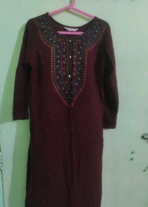 Simple Maroon Ladies Kurti L-40 inch