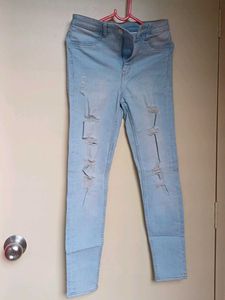 Ripped Jean's 28
