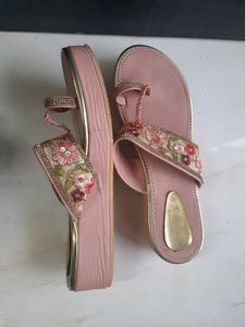 Embroidered platform Sandals
