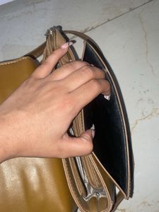 Handbag