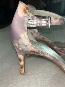 Bandolino Limited Heels